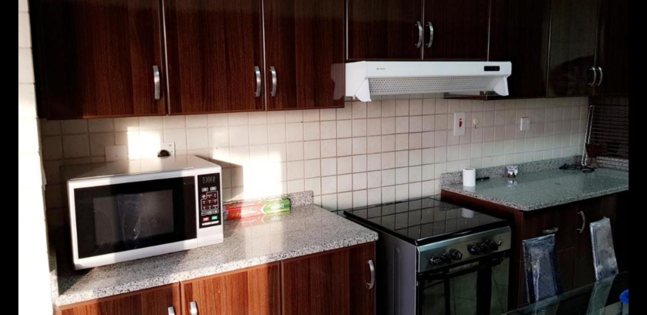 Backpackers Zone Vandrerhjem Dubai Eksteriør bilde